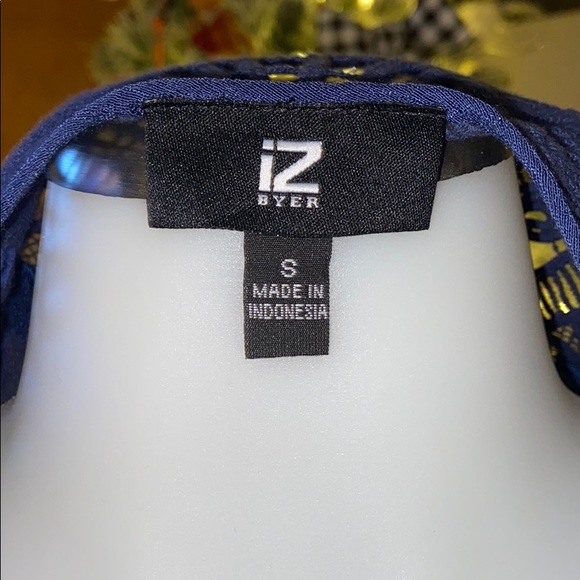 Navy Blouse. Size small. - Picture 4 of 4